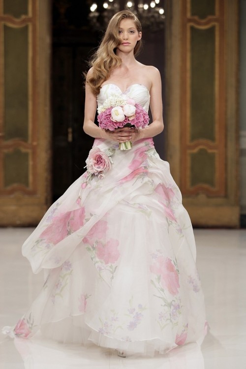 бледно розовое свадебное платье