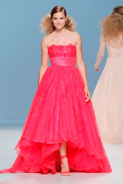ярко розовое свадебное платье Cymbeline